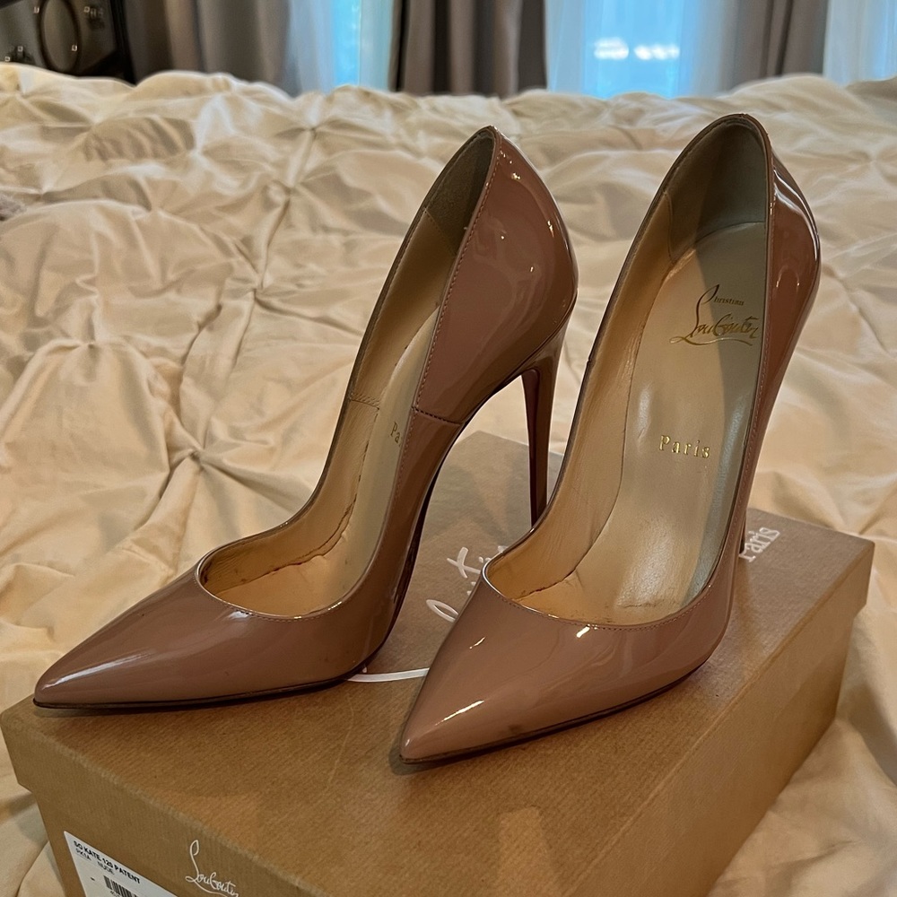 Christian Louboutin Patent Pointed-Tip Pumps in Dusty Rose